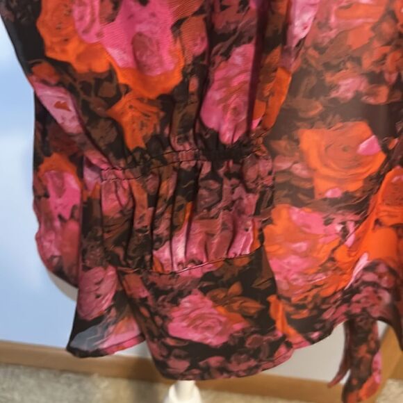 Steve Madden Hudson Chiffon Split-Neck top‎ size M BIN E - Picture 4 of 6